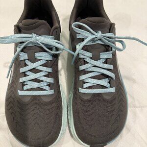 Altra women's Torin 7 Dark gray running shoes